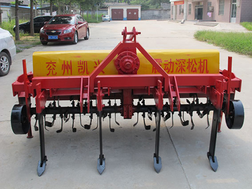 1SZL-210震動(dòng)深松整地聯(lián)合作業(yè)機(jī)