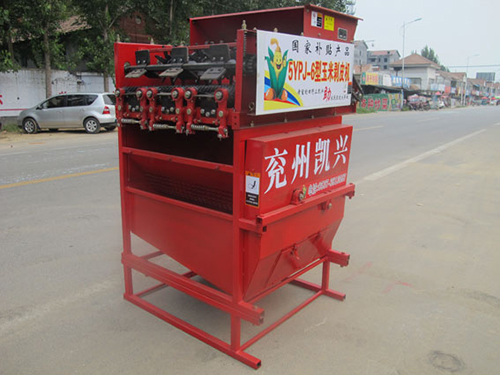 5YPJ-6玉米剝皮機（配自走）