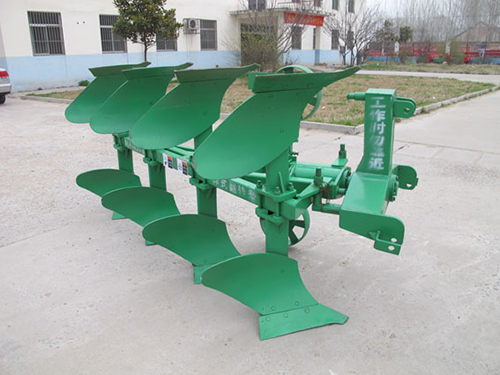 1LF-430翻轉(zhuǎn)犁 .jpg