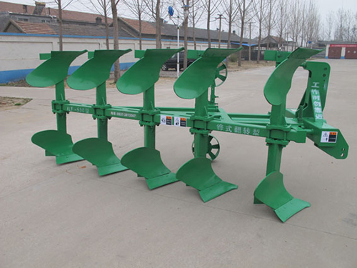 1LF-530翻轉(zhuǎn)犁.jpg